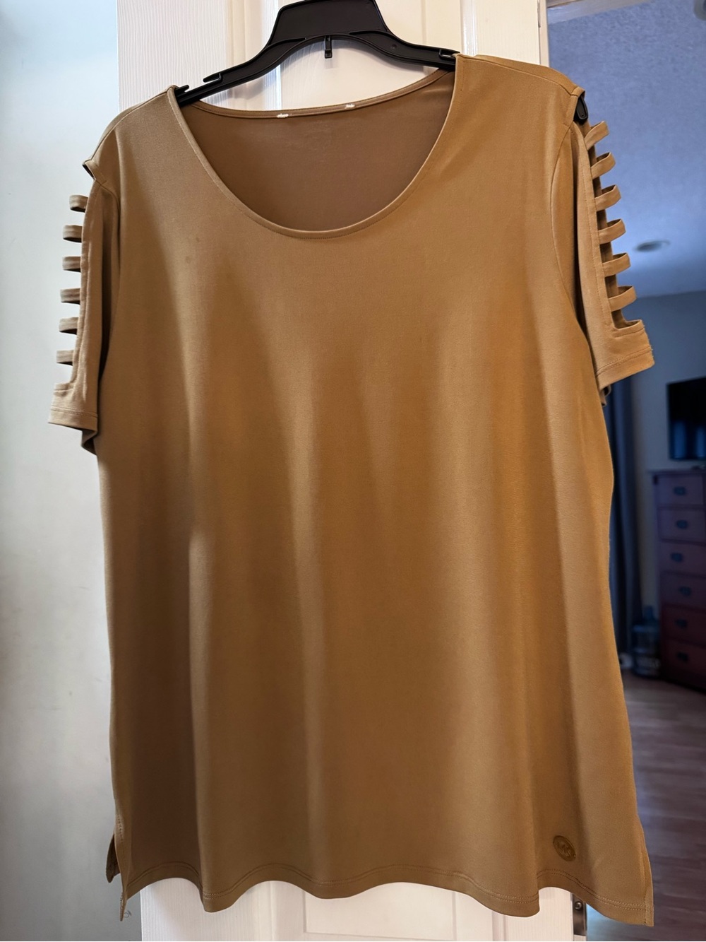 Michael Kors Ladder-Sleeve Short-Sleeve Tee in Tan-